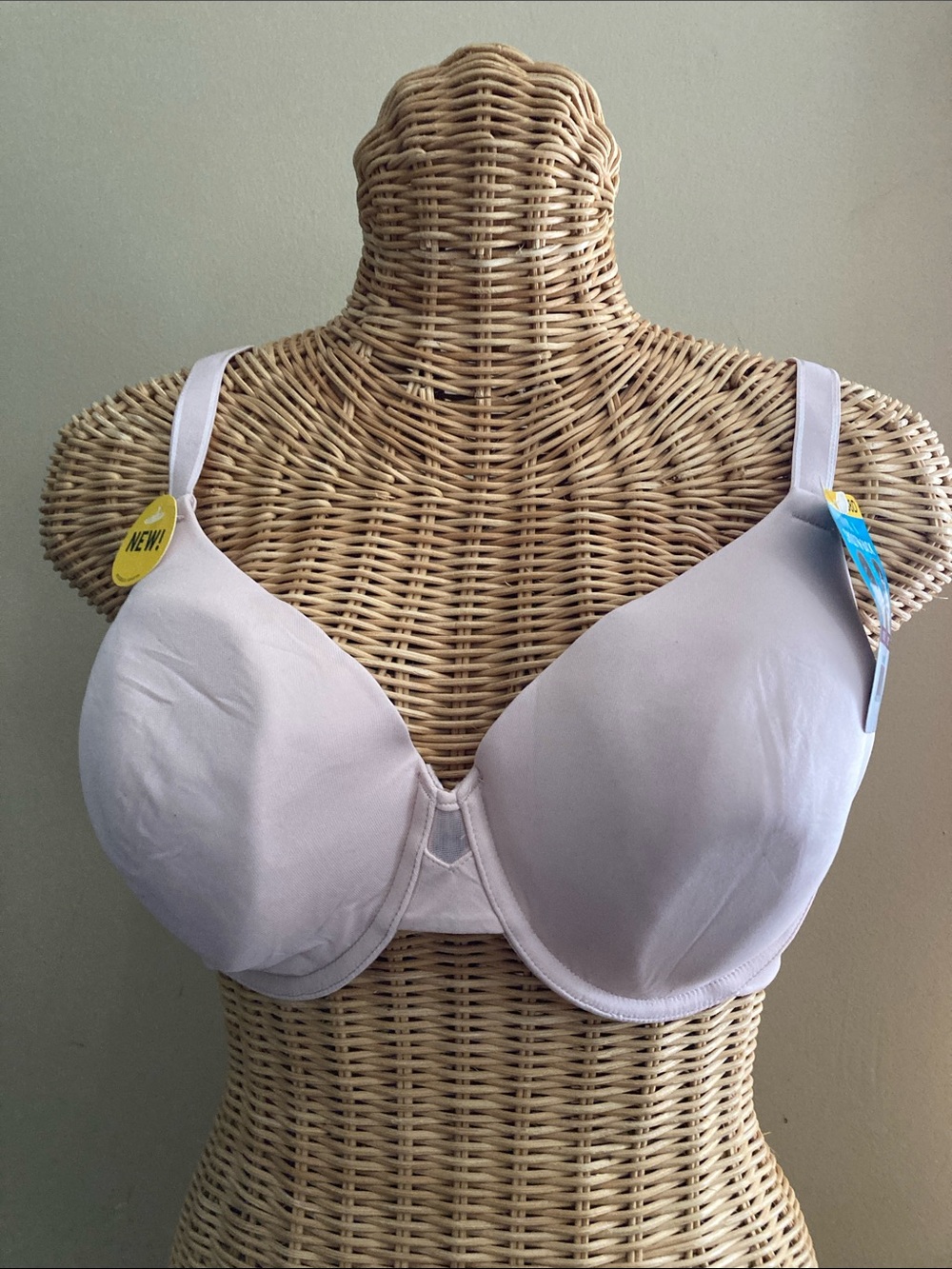 Vanity Fair Light Blush T-Shirt Bra with Smooth Cups 38D NWT